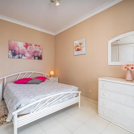 Apartamento Candirocha D9 *